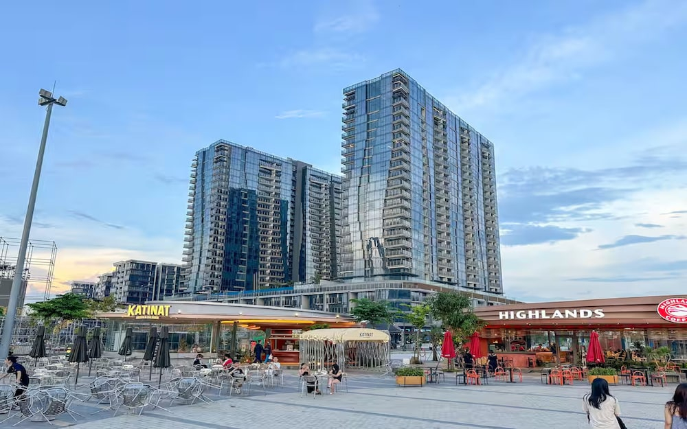 Honey The Opera Luxury Residence