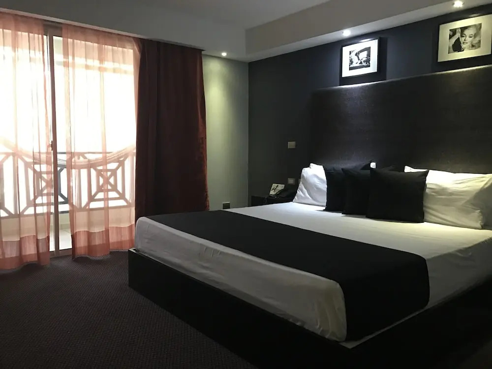 Savoy Hotel Boutique