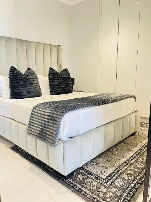 Mall of Africa view, Cozy 1bed Condo.