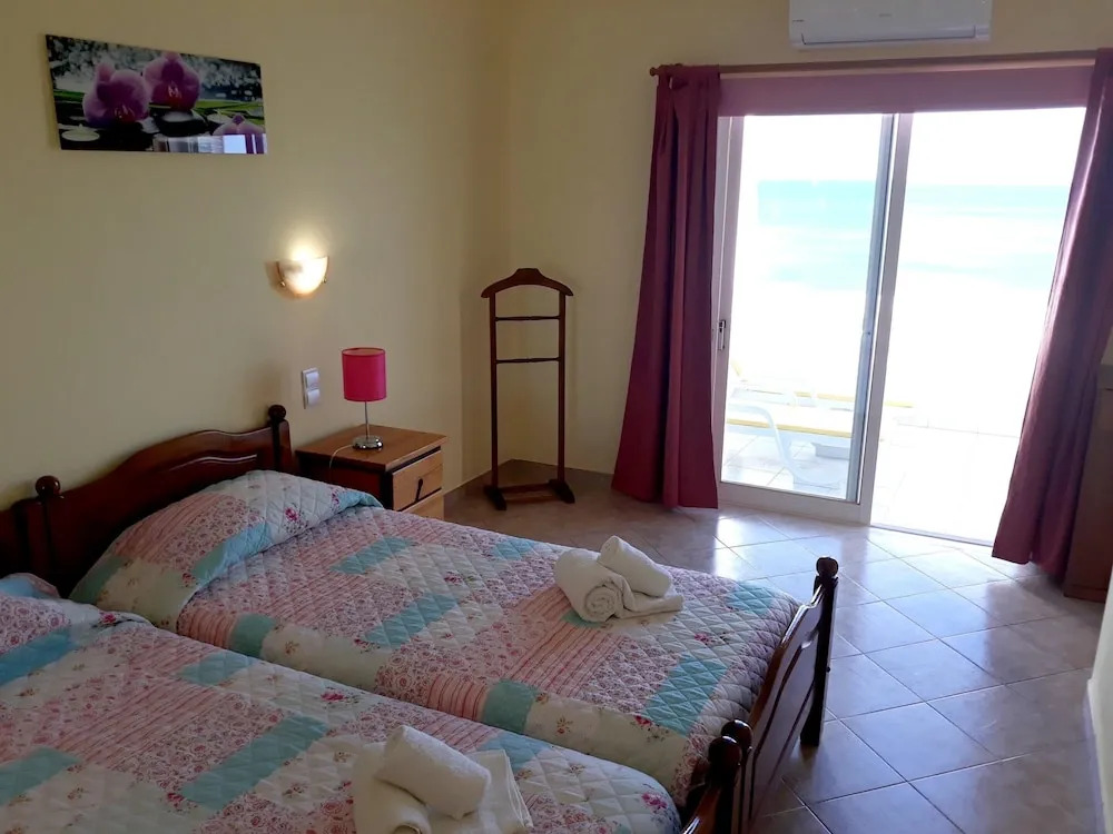 Apartment With one Bedroom in Albufeira, With Wonderful sea View, Shared Pool, Balcony