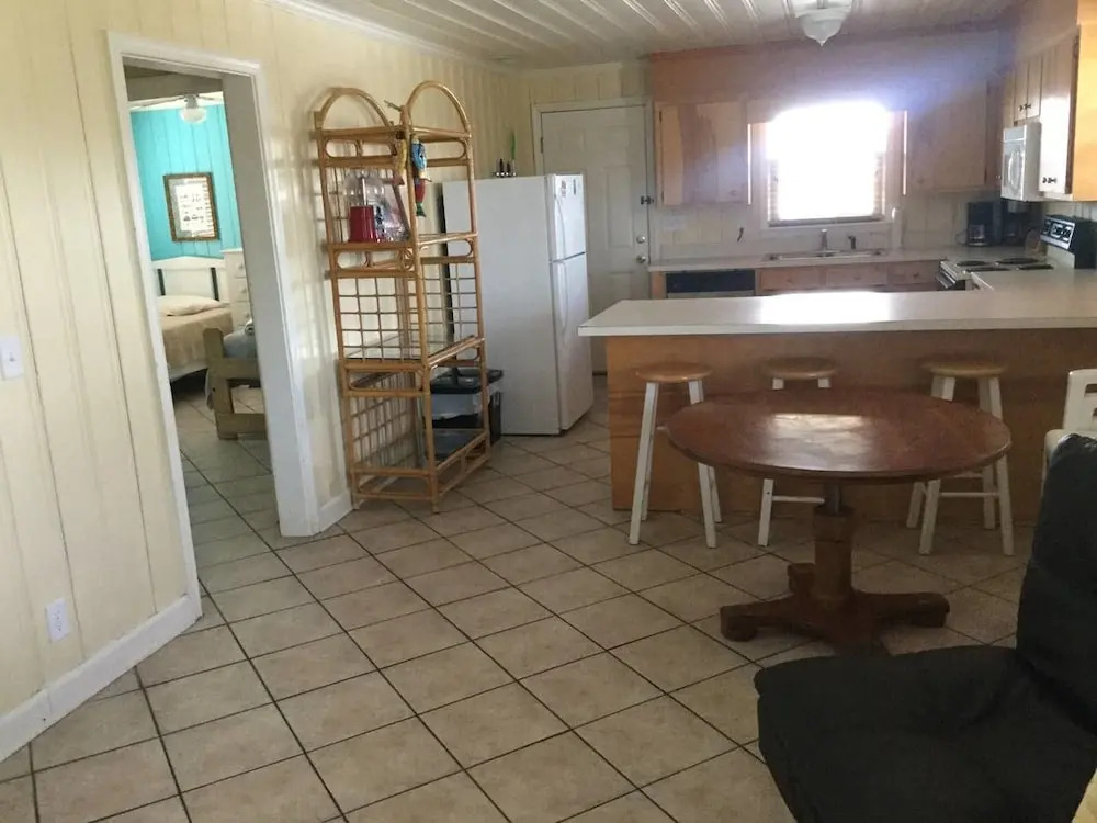 BEACHY -Ideal for 10-12 but will sleep 18 Holiday home 4 BestStayz.1