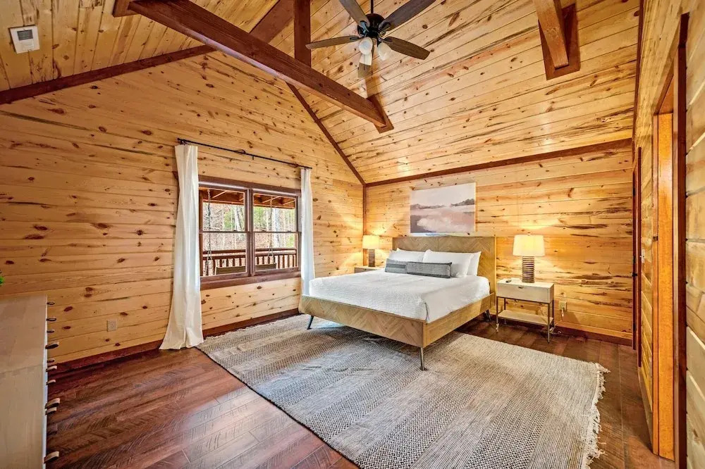 Hillside Retreat in Sevierville