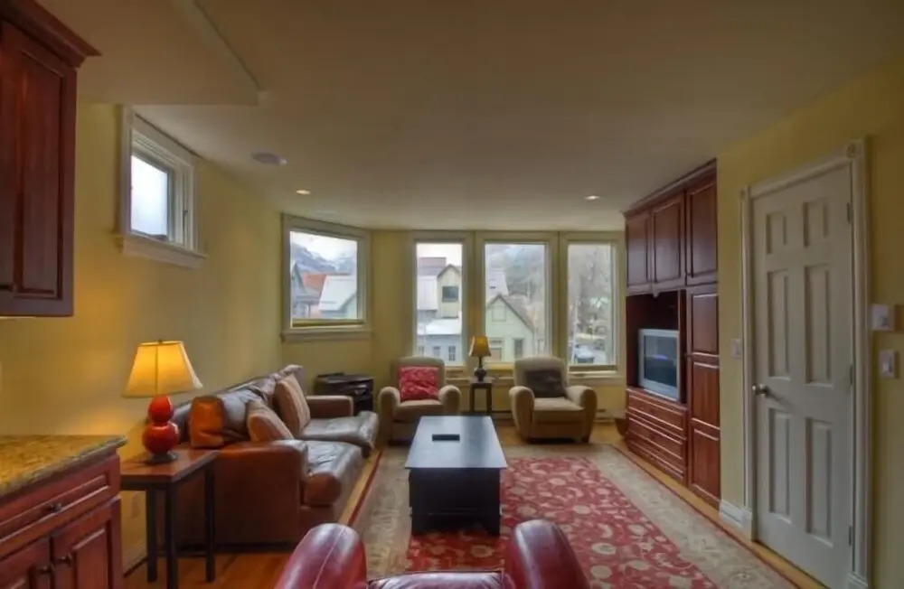 Coronet Creek Retreat