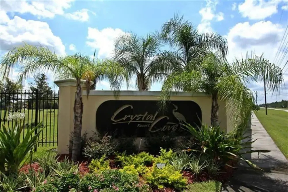 Crystal Cove Resort - Beautiful 4BR Vacation Home near Disney Parks in Florida -