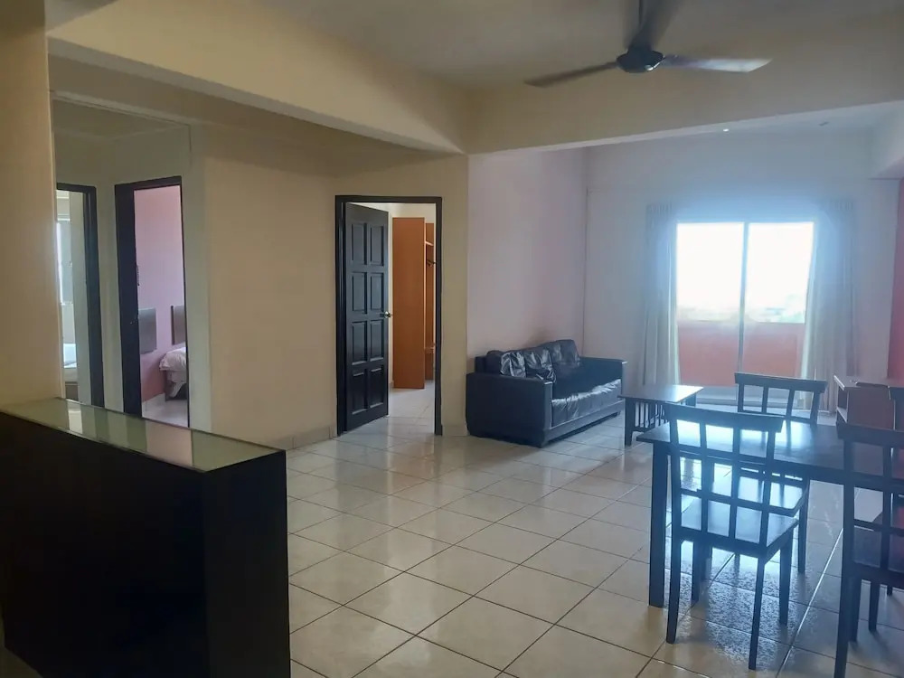 Globallon Services Apartment, Melaka Town Hotel