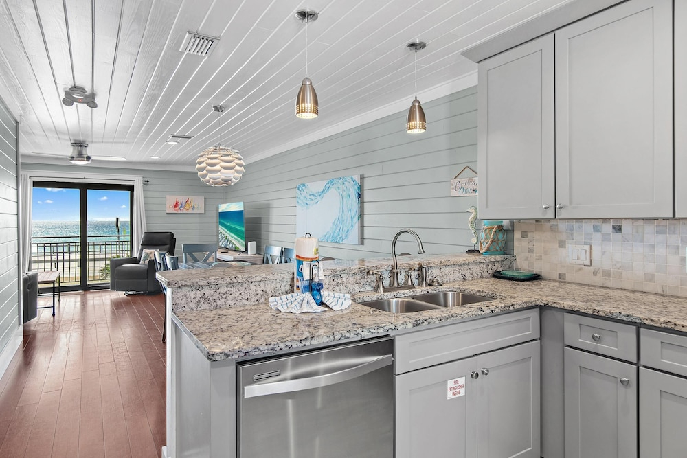 Costa Vista Townhouse #13