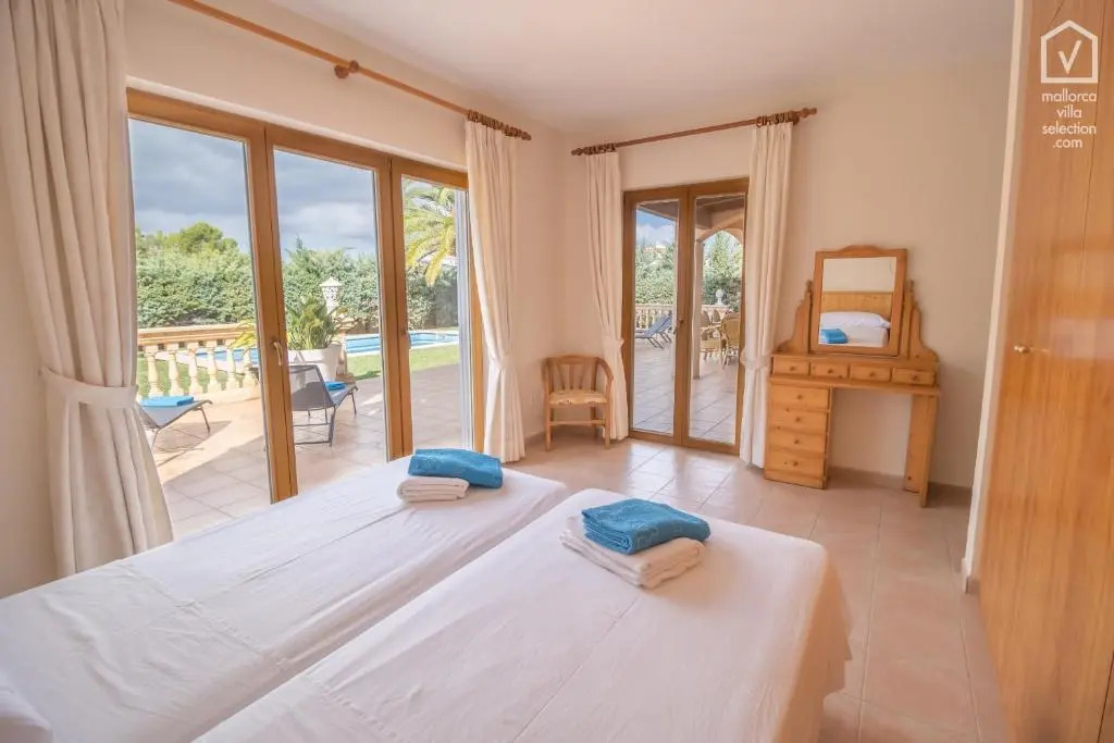 C335 Berna by Mallorca Villa Selection