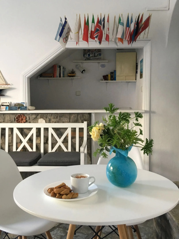 Stefano Apartments