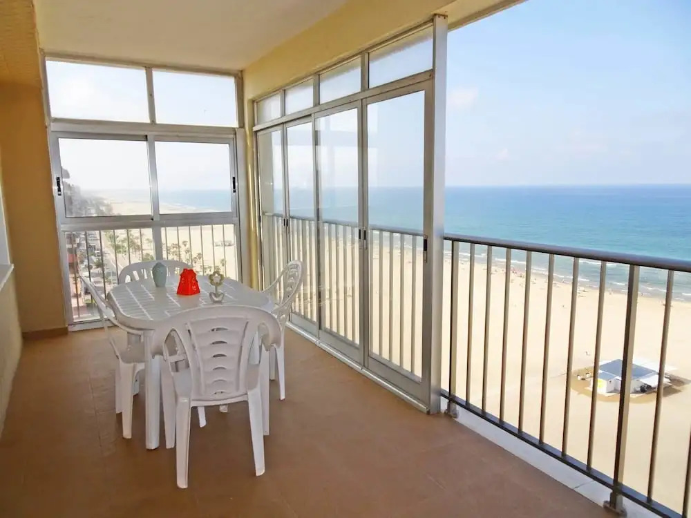 Apartamento Infante A - 13º -  1ª (Sólo Familias)