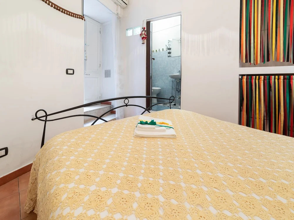 Modern Apartment in Catania Near Playa Seafront