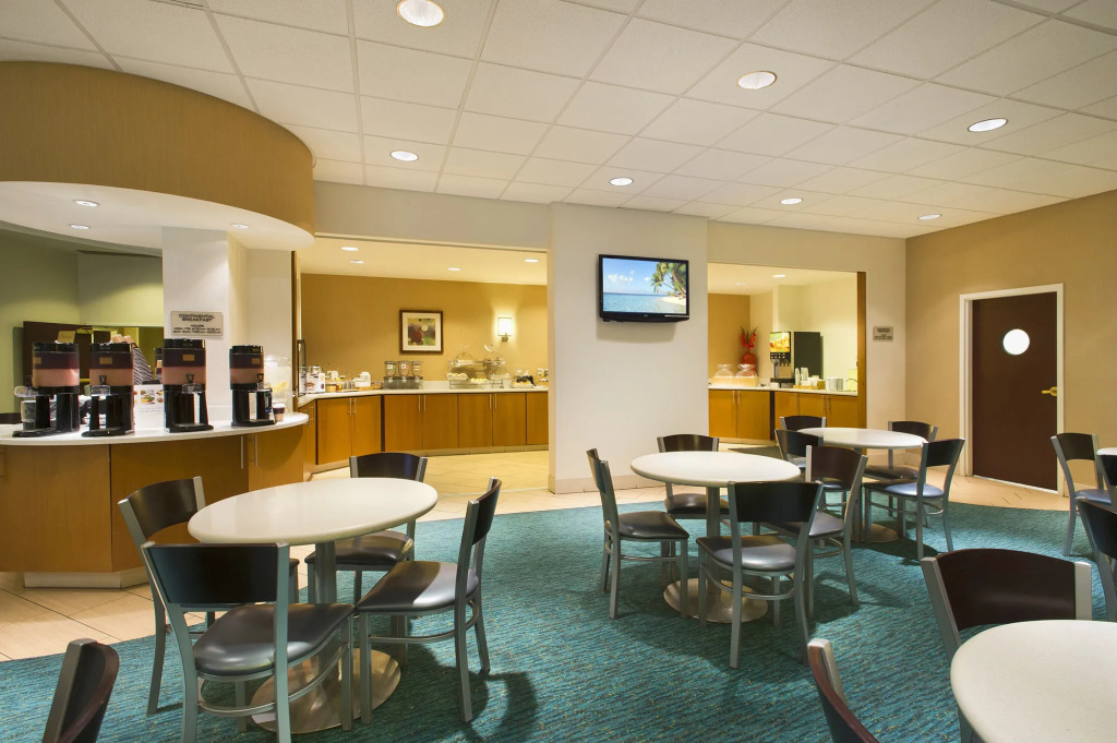SpringHill Suites by Marriott Lawrence Downtown