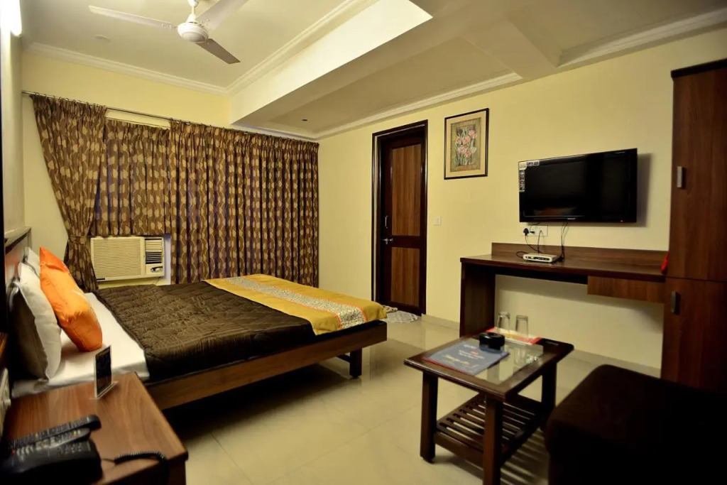 Hotel Alpha
