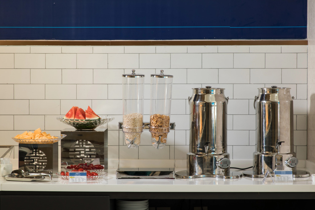 Holiday Inn Express Shenzhen Haiyuan City by IHG