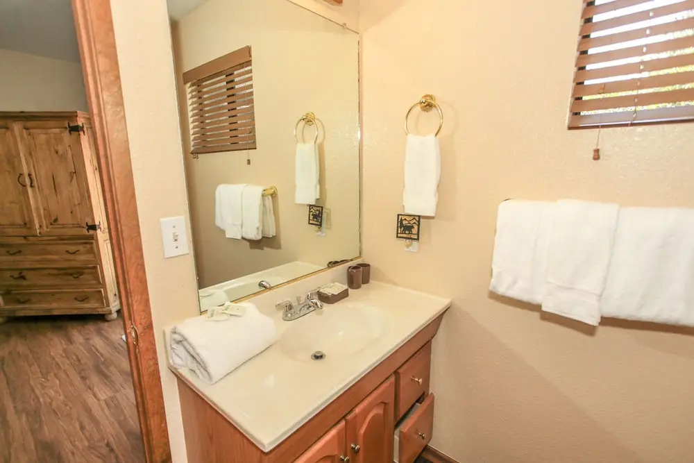Meadow Retreat-1670 by Big Bear Vacations