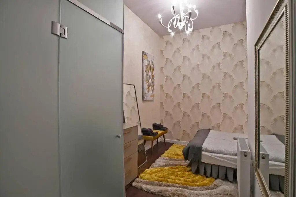 Luxuryflat Near Centre On118 Sqm, 3br,2bth,8bed,Ac