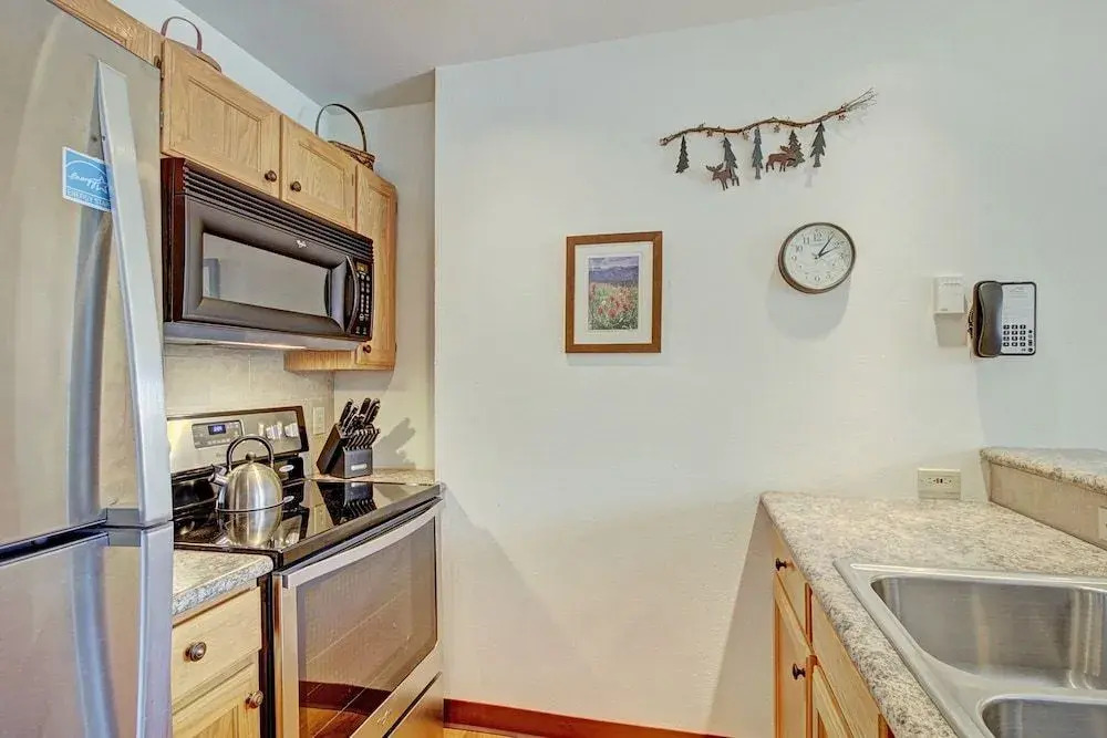 River Mtn Lodge W215C