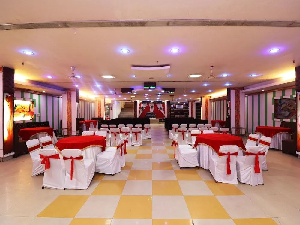 Hotel akash