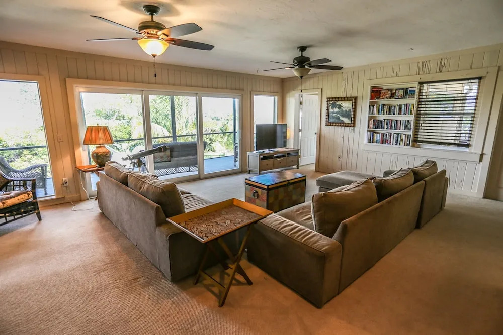 289 Driftwood Lane