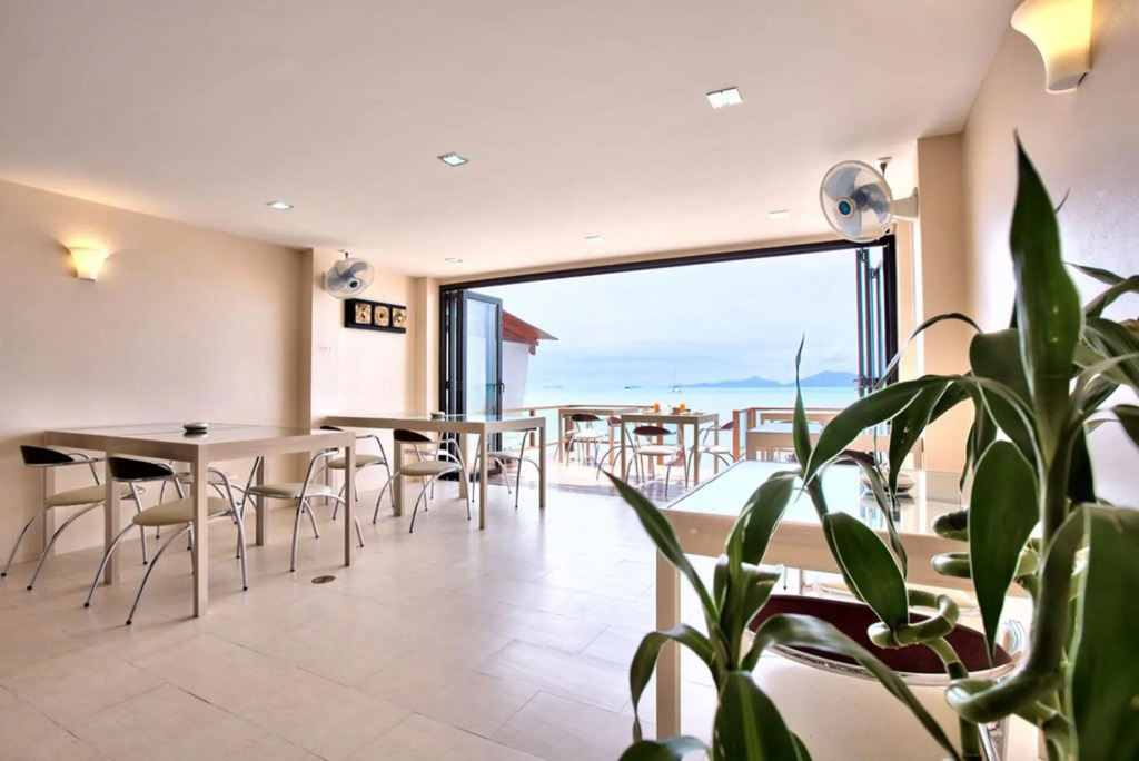 Riviera Beach Hotel