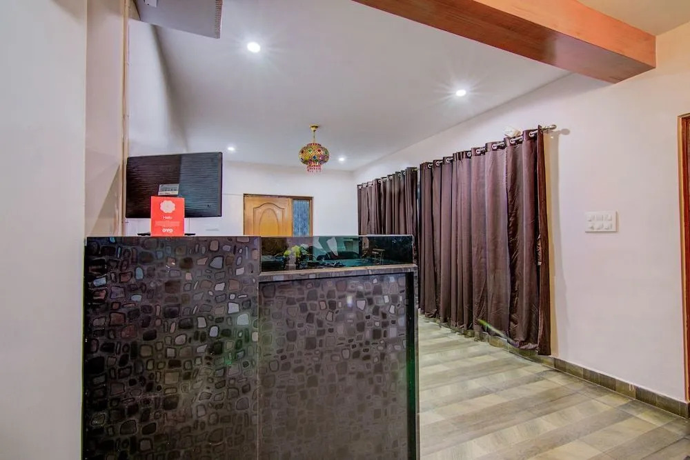 Oyo 19397 Hotel All Season