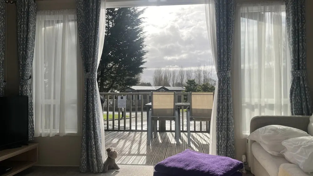 Pet Friendly 2-bed Lodge Near Preston & Blackpool