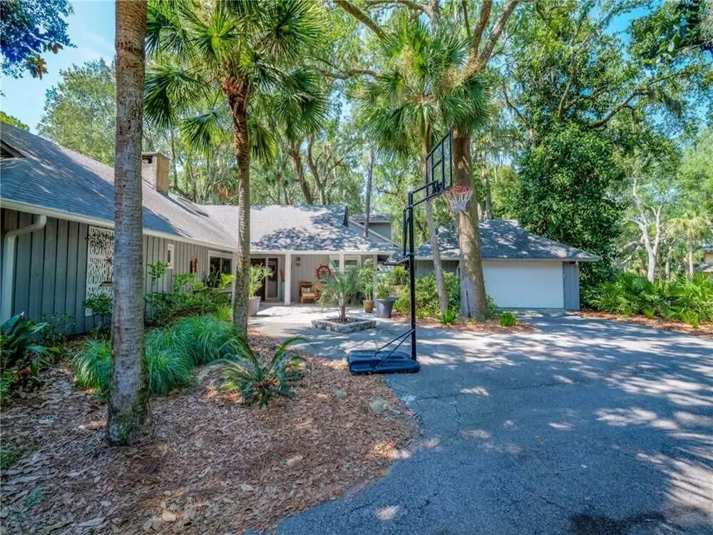 Mooring Buoy 187, 4 Bedrooms, Deck, Lagoon, Sleeps 10