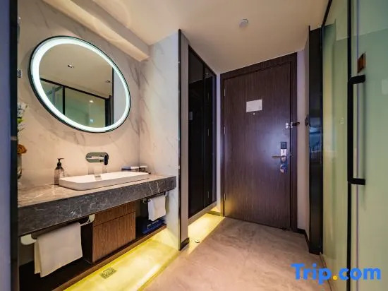Yitel Zhishang Hotel (Zhangye West Railway Station Bell and Drum Tower Branch)
