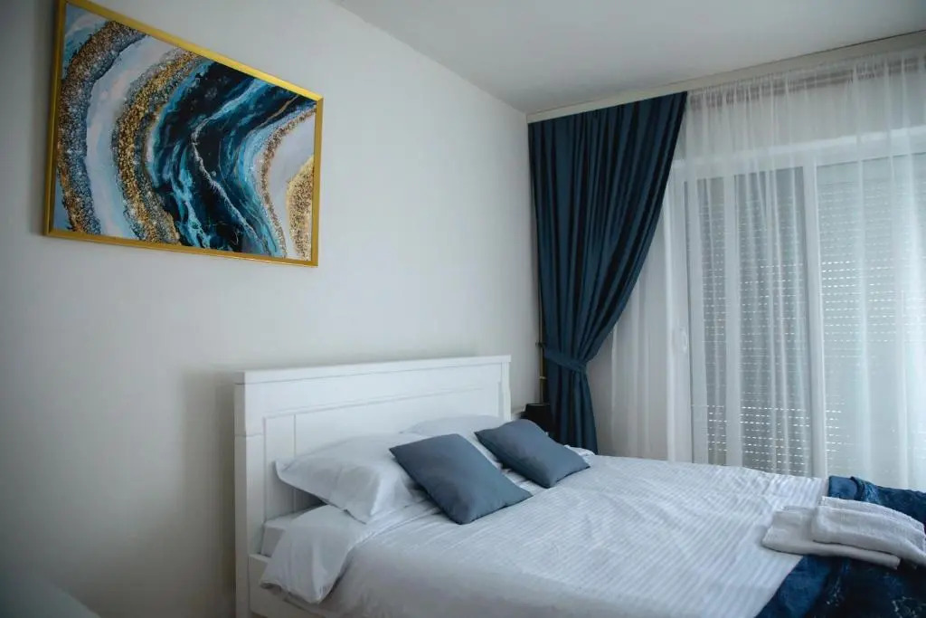 FOR-A Apartmani