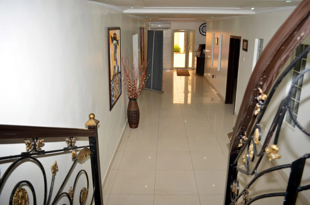 De Rigg Place - Alaka Estate, Surulere