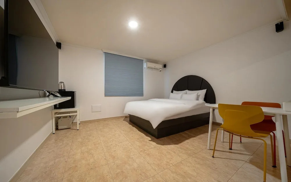 Gwangju Chungjangro Tiffany Self Check-in Motel