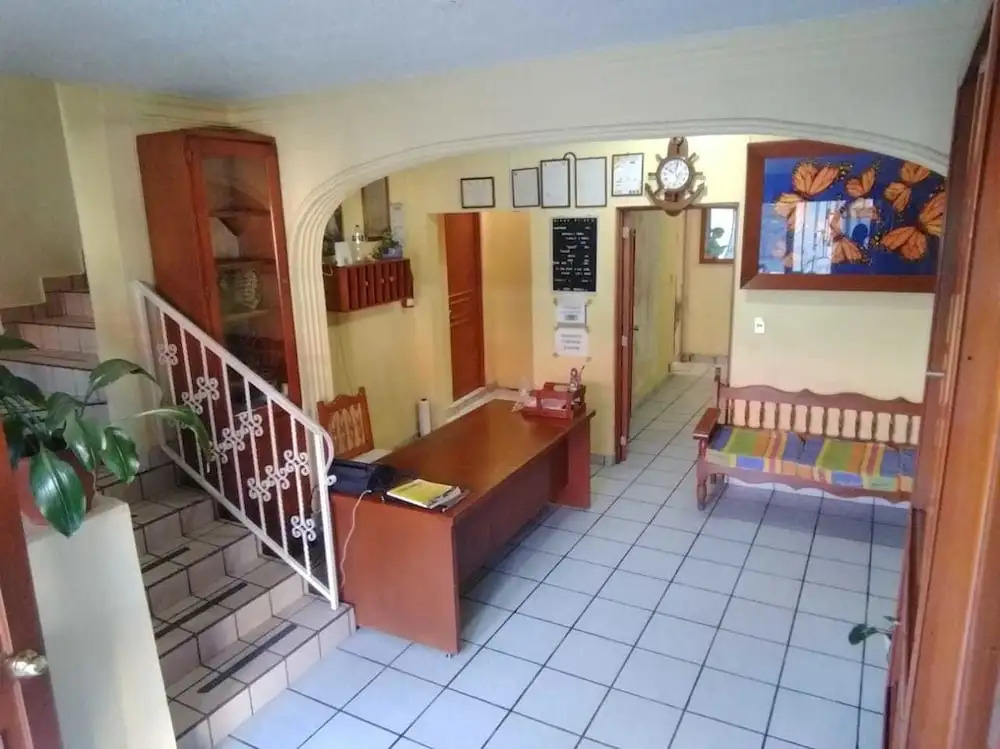 Hotel Monarca