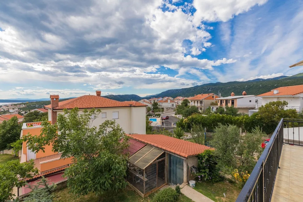 Apartments Paly