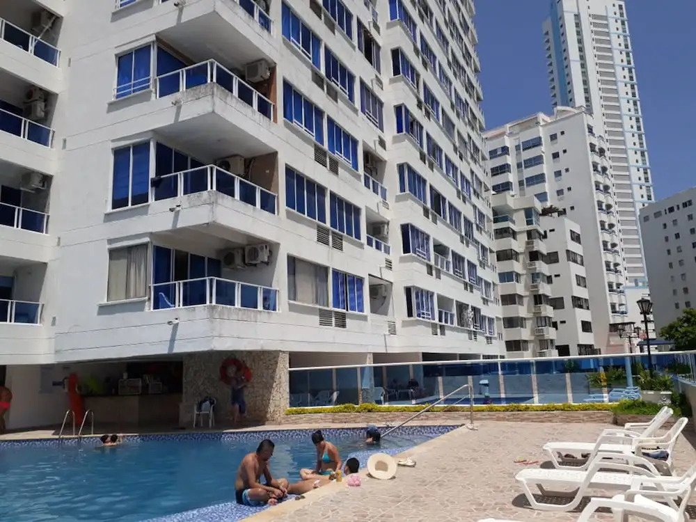Apartamentos Turísticos Jet Set