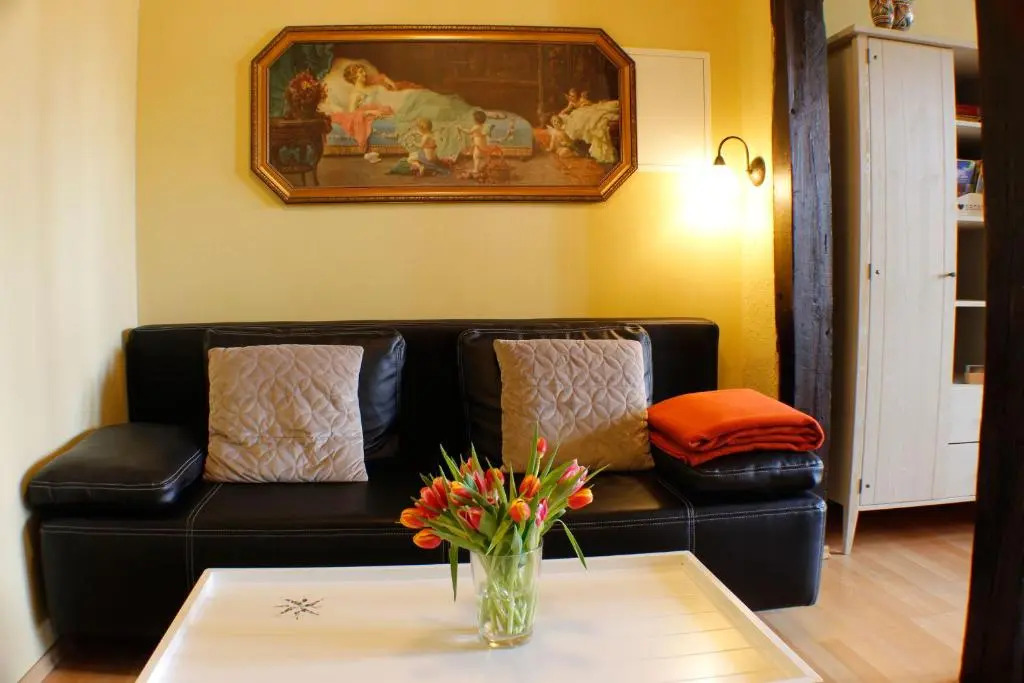 Ferienwohnungen-Stobenstrasse-de # Terrasse # Parkplatz