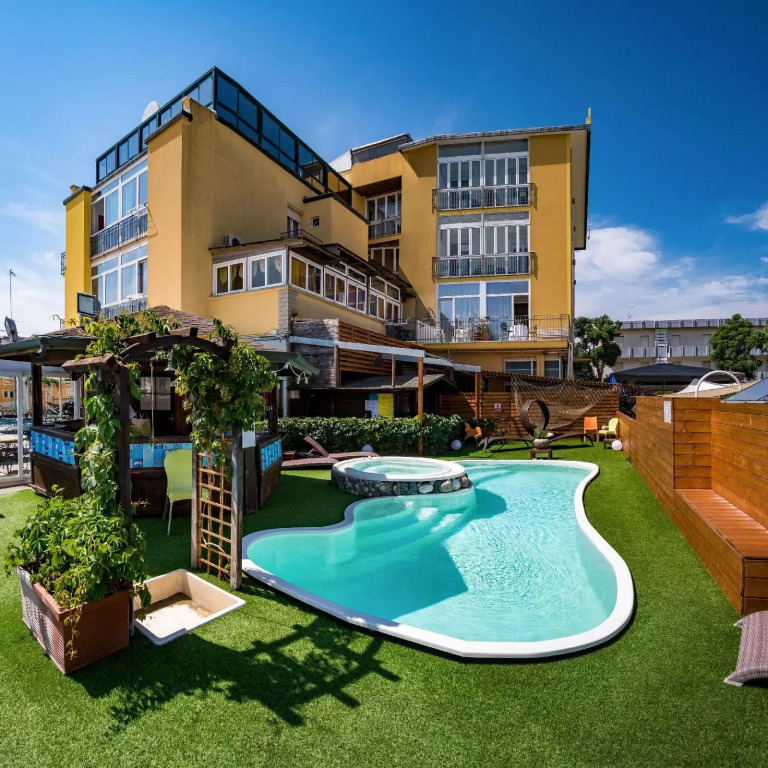 Hotel Estate
