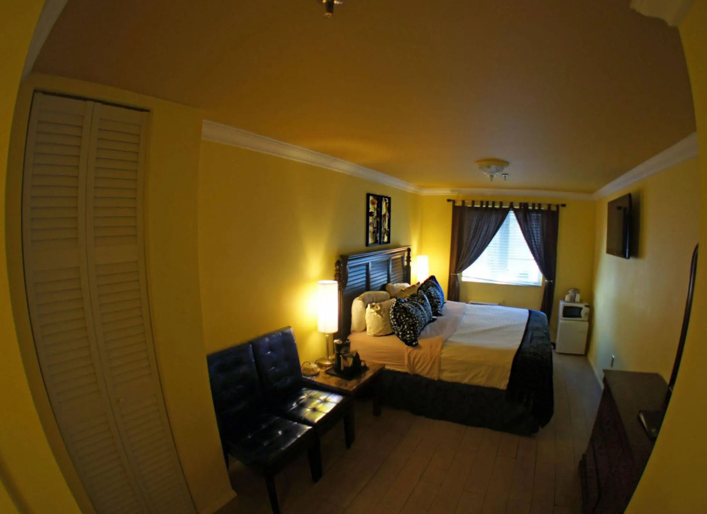 Pegasus International Hotel