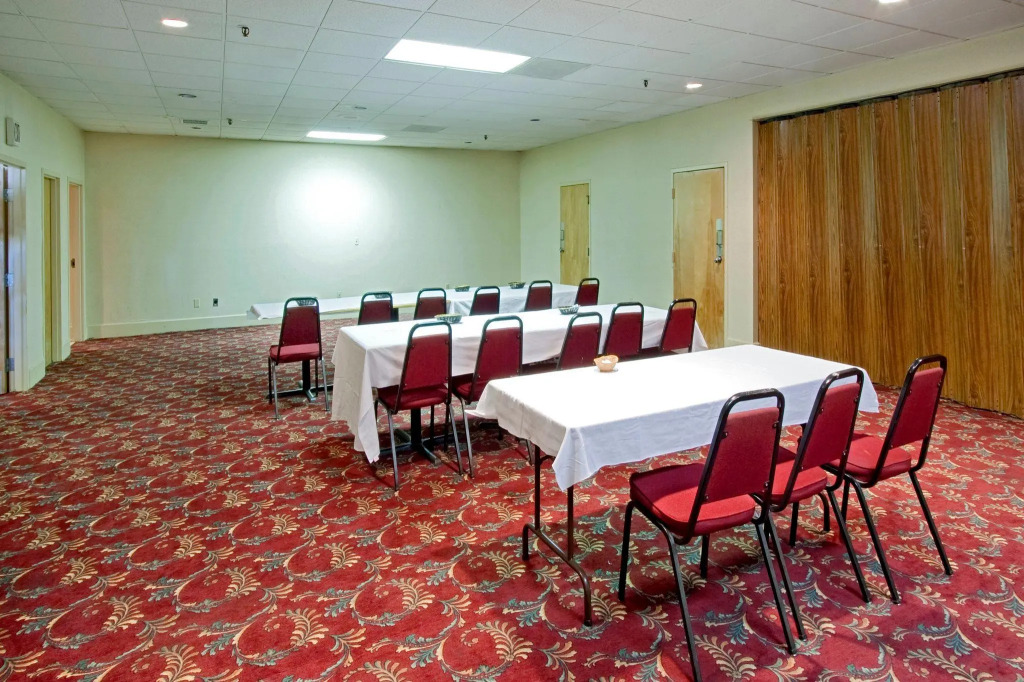 Americas Best Value Inn Forest