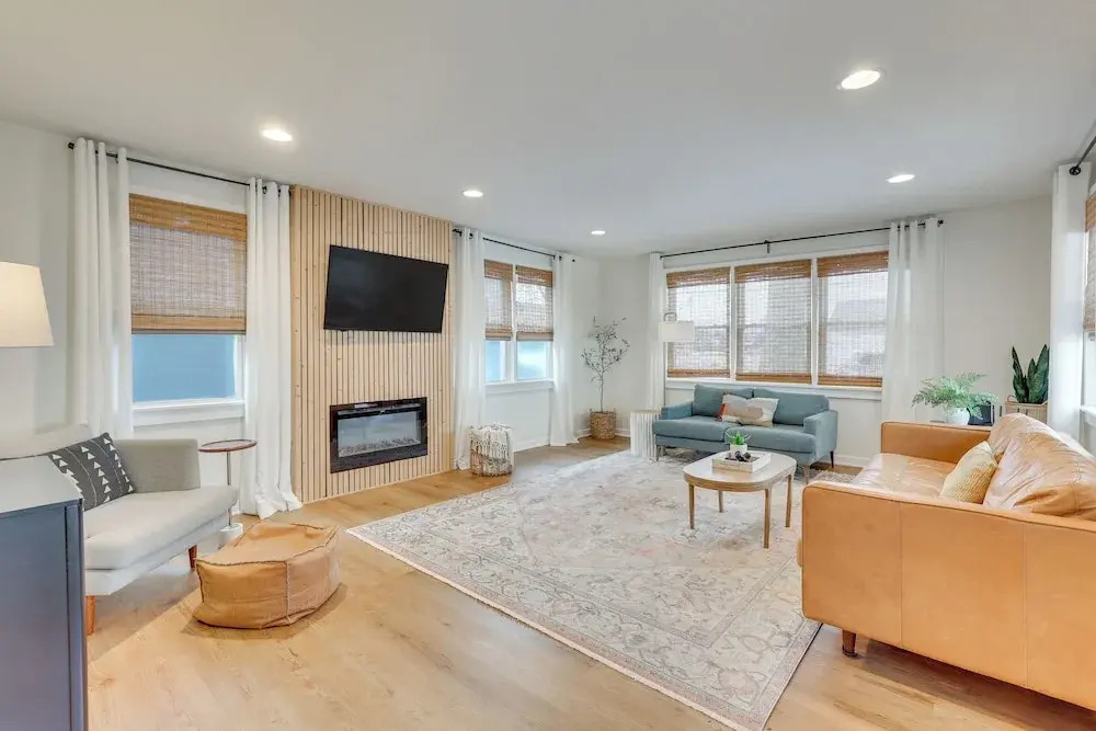 Patio & Lake Views: Family-friendly Canton Retreat