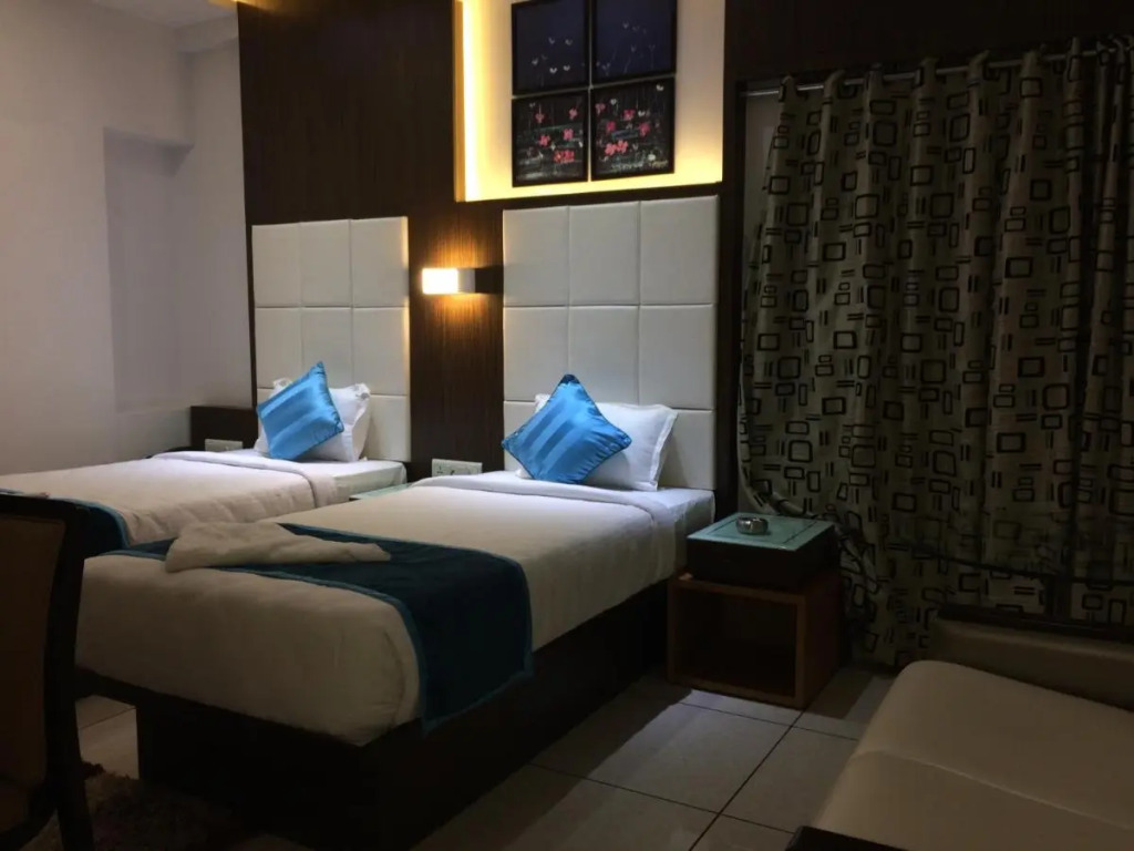Hotel Royal Shelter