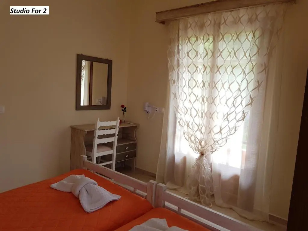 Varvara Studios & Apartments II