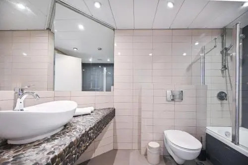 Two-Bedroom Apartment - Trumpldor 1