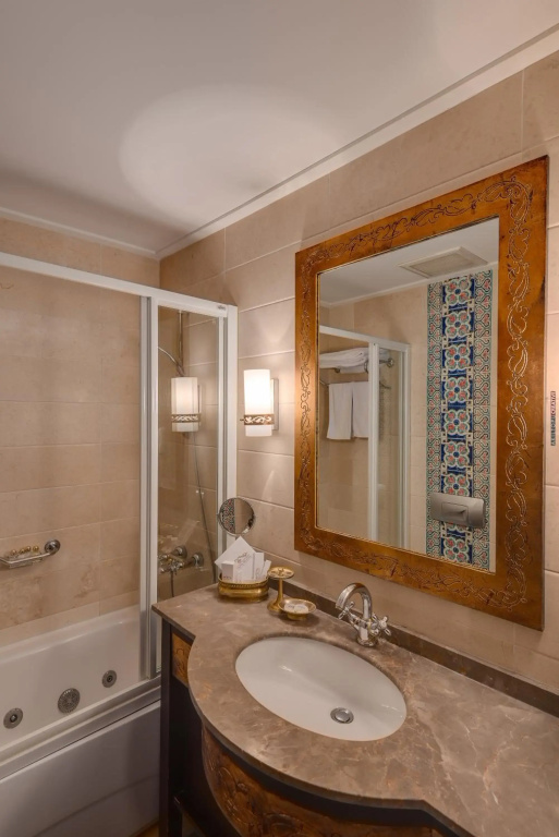 Tuvana Hotel
