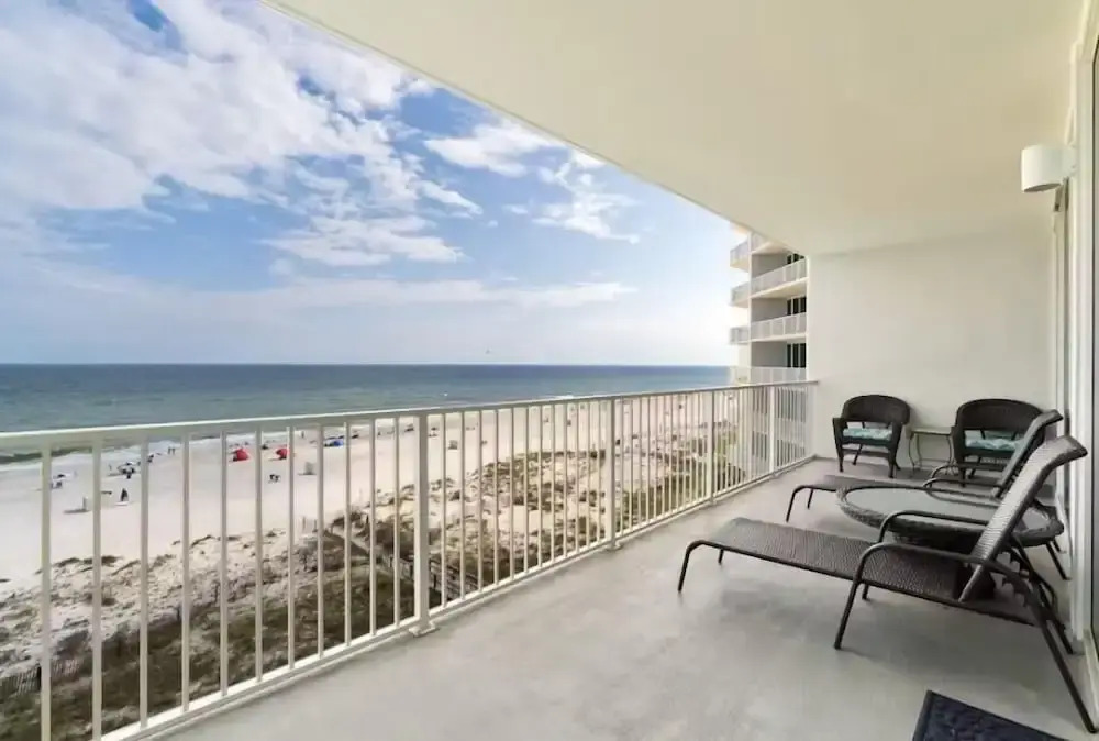 Lighthouse 513