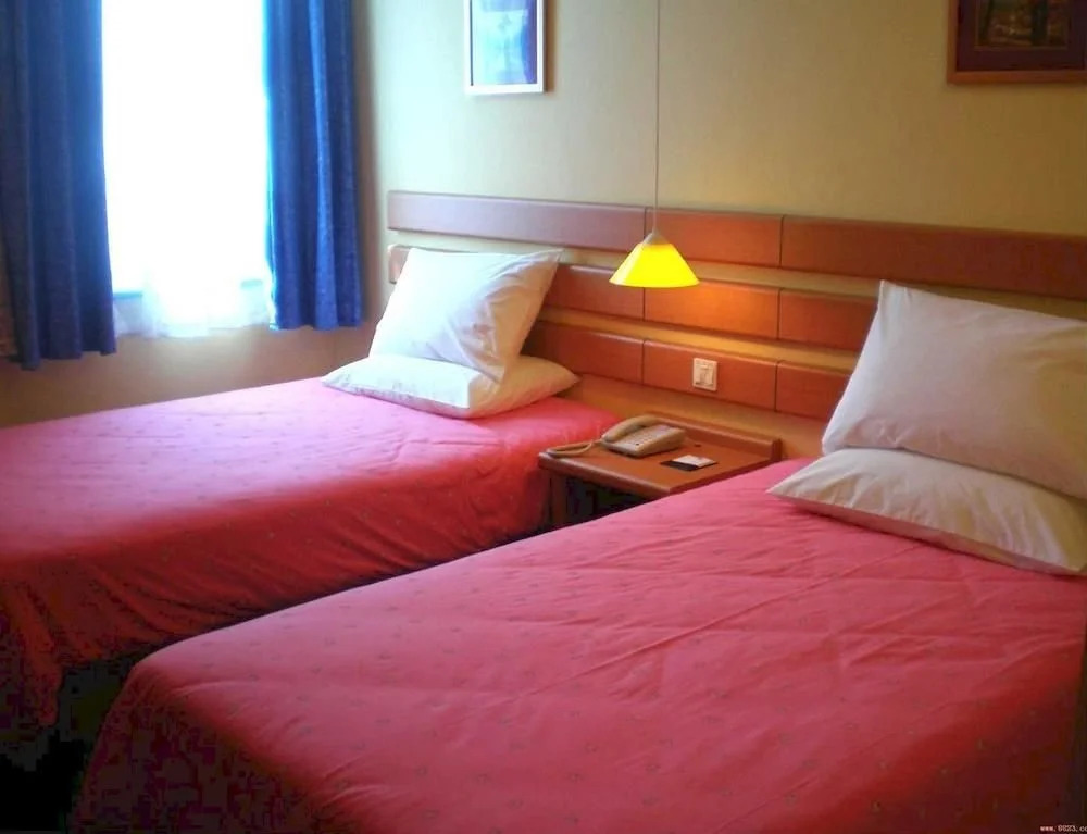 Home Inn Neo Wuxi Singapore Industrial Park Airport Gaolang East Road