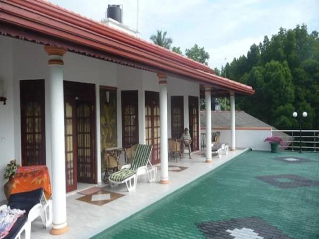 Lagoon Garden Hotel