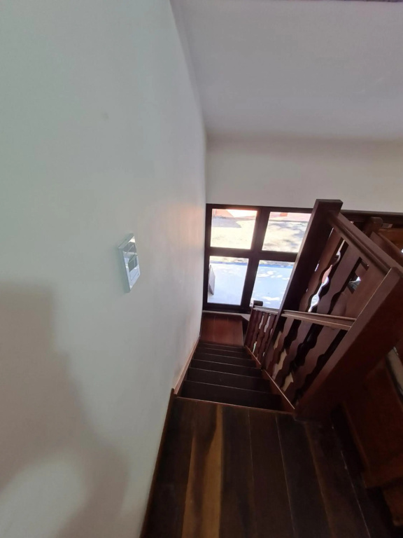 Lindissima Casa de Praia com Churrasqueira, 3 Qts-2Suites- 3 banheiros- Praia do Peró- Cabo Frio, Ótima localização com sala de jogos,Qdra de esportes, Parquinho para Crianças, Uma Qdra da Praia