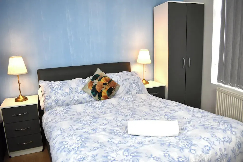 Pleasant Apartment in near Birmingham City Center