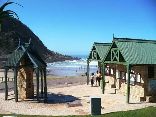 Backpacker Beach Hostel