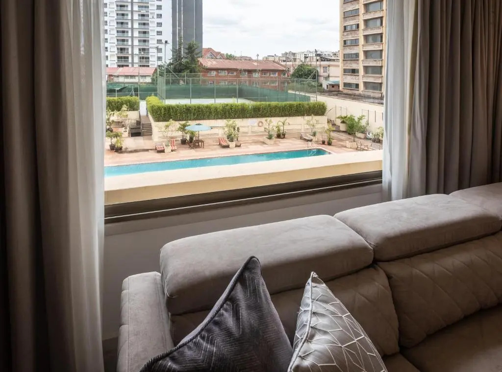 Yaya Towers & Hotel