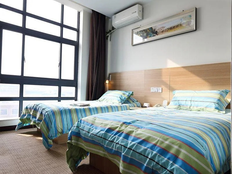Super 8 Hotel Shanghai Fengxian Sports Center
